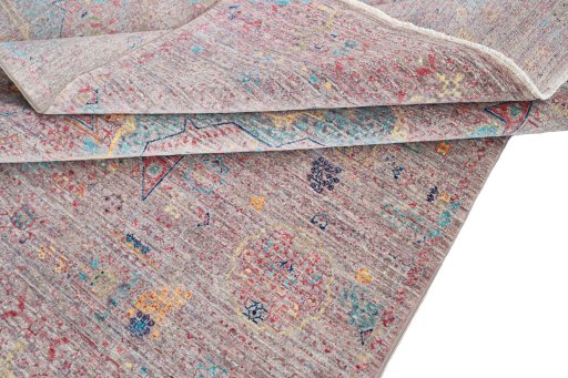 Surface texture of New Mamluk rug with natural Wool and intricate pattern