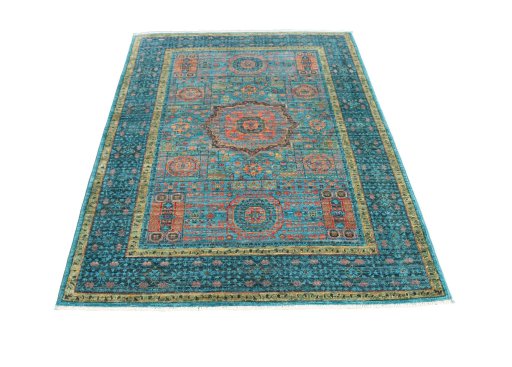 Surface texture of New Mamluk rug with natural Wool and intricate pattern