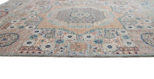 Close-up detail of New Mamluk rug from Pakistan showing Wool weave