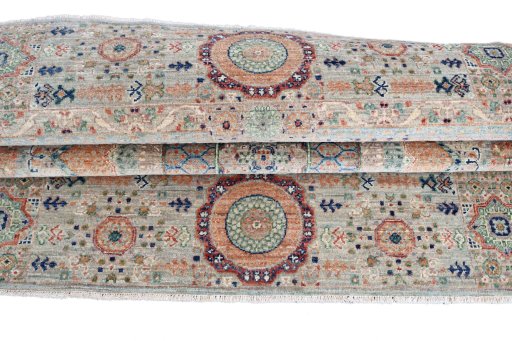 Surface texture of New Mamluk rug with natural Wool and intricate pattern