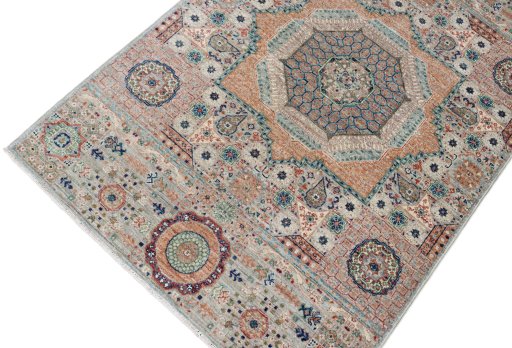 Full view of New Mamluk rug from Pakistan, 153 × 101 cm in Beige tones