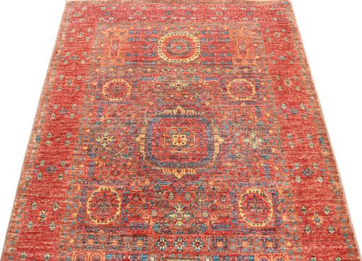 Close-up detail of New Mamluk rug from Pakistan showing Wool weave