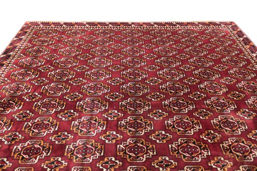 Surface texture of 1950s Samarkand rug with natural Wool and intricate pattern