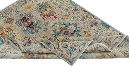 Central medallion detail of New Samarkand rug from Pakistan