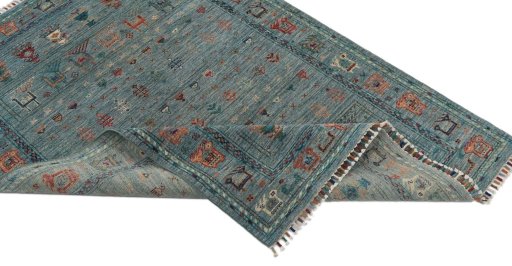 Central medallion detail of New Samarkand rug from Pakistan
