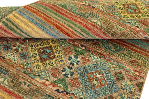 Corner detail of New Samarkand rug showing border pattern and Wool pile