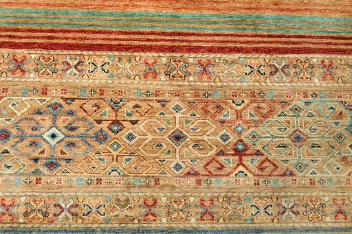 Central medallion detail of New Samarkand rug from Pakistan