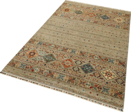 Corner detail of New Samarkand rug showing border pattern and Wool pile