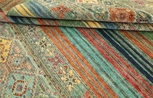 Corner detail of New Samarkand rug showing border pattern and Wool pile
