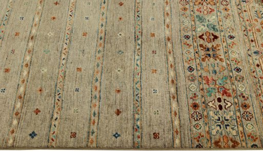 Close-up detail of New Samarkand rug from Pakistan showing Wool weave