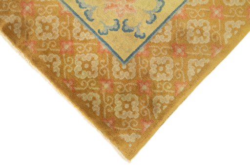 Backside of handmade 1920s Antique Carpets rug showing knot structure and weave density