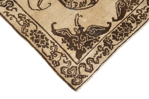 Backside of handmade 1900s Antique Carpets rug showing knot structure and weave density