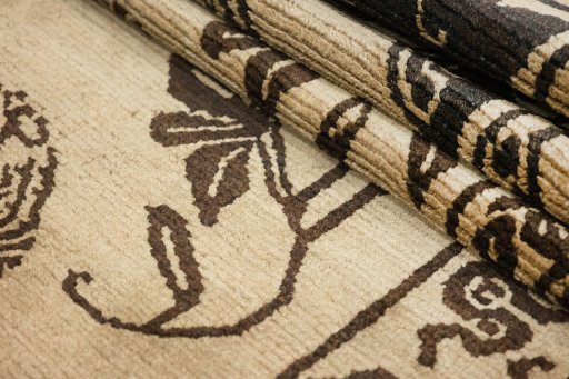 Close-up detail of 1900s Antique Carpets rug from China showing Wool weave