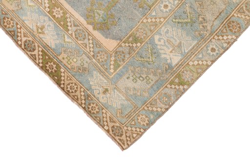 Backside of handmade 1920s Antique Carpets rug showing knot structure and weave density