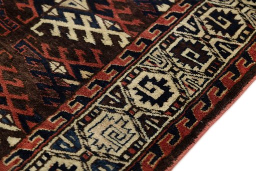 Central medallion detail of 1880s Antique Carpets rug from Uzbekistan