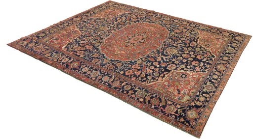 Close-up detail of 1900s Antique Carpets rug from Iran / Persia showing Wool weave