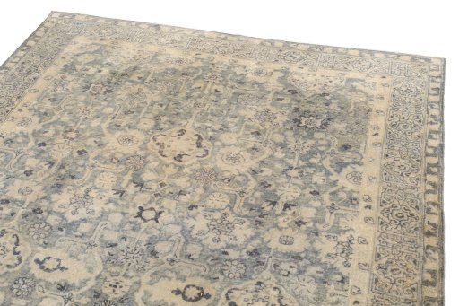 Surface texture of 1920s Antique Carpets rug with natural Wool and intricate pattern