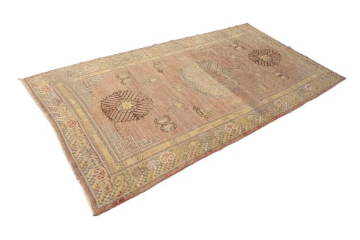 Corner detail of 1900s Antique Carpets rug showing border pattern and Wool pile