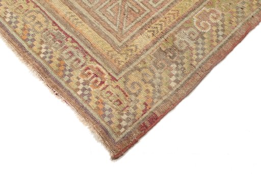 Backside of handmade 1900s Antique Carpets rug showing knot structure and weave density