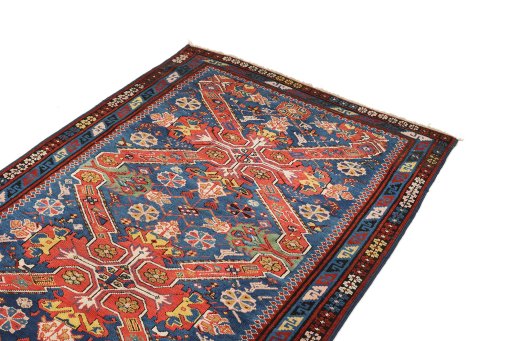 Surface texture of 1900s Antique Carpets rug with natural Wool and intricate pattern