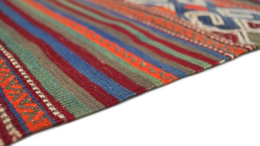 Central medallion detail of New Kilim Antique rug from Iran / Persia
