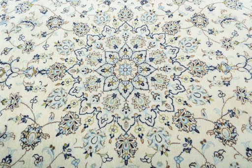 Central medallion detail of New Kashan rug from Iran / Persia