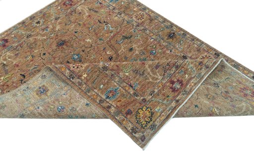 Central medallion detail of New Farahan rug from Pakistan