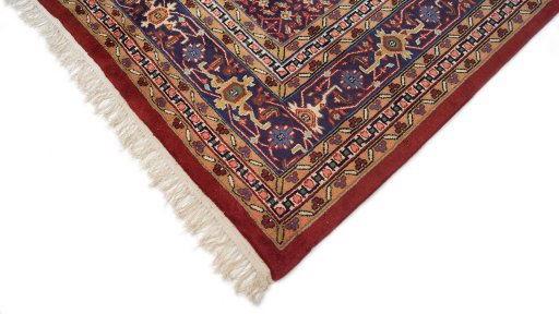 Backside of handmade 1970s Bijar rug showing knot structure and weave density