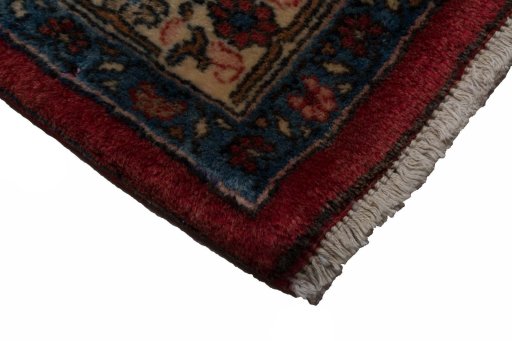 Surface texture of 2000s Bijar rug with natural Wool and intricate pattern