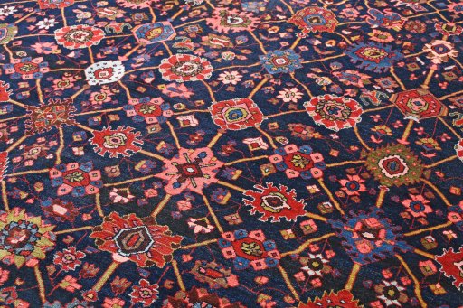 Full view of 1930s Bijar rug from Iran / Persia, 566 × 389 cm in Blue tones