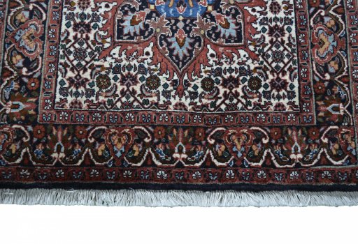Close-up detail of New Bijar rug from Iran / Persia showing Cork weave