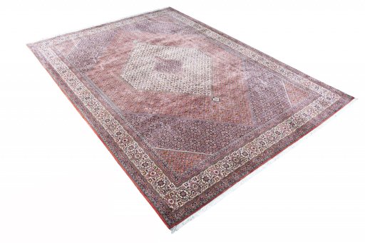 Close-up detail of New Bijar rug from Iran / Persia showing Cork weave