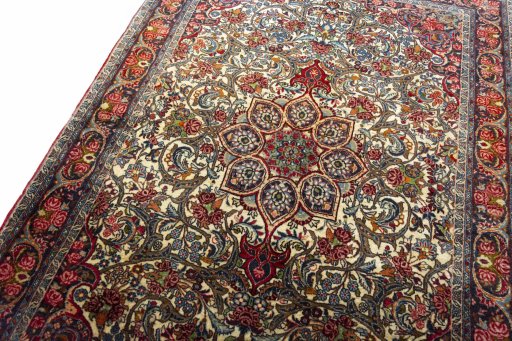 Central medallion detail of 2000s Bijar rug from Iran / Persia