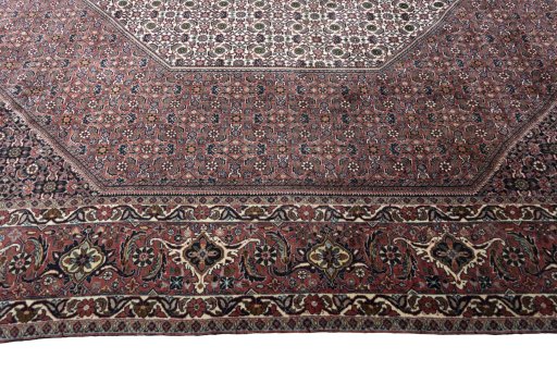 Corner detail of New Bijar rug showing border pattern and Wool pile