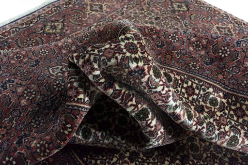 Surface texture of New Bijar rug with natural Wool and intricate pattern