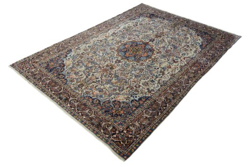 Corner detail of 1970s Bijar rug showing border pattern and Wool pile