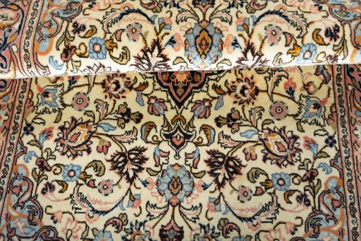 Close-up detail of New Bijar rug from Iran / Persia showing Wool weave