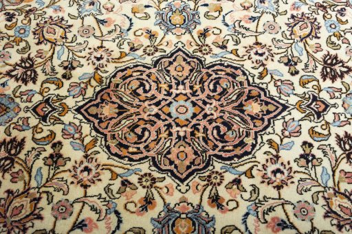 Central medallion detail of New Bijar rug from Iran / Persia