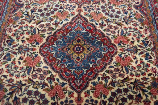 Central medallion detail of New Bijar rug from Iran / Persia
