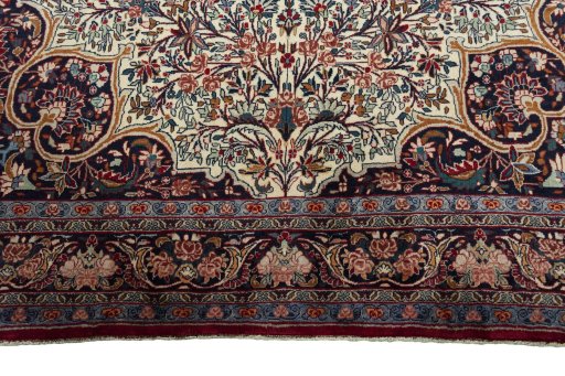 Full view of 1970s Bijar rug from Iran / Persia, 310 × 220 cm in Beige tones