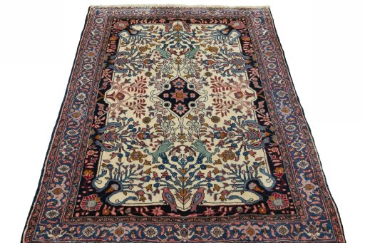 Surface texture of 2000s Bijar rug with natural Wool and intricate pattern