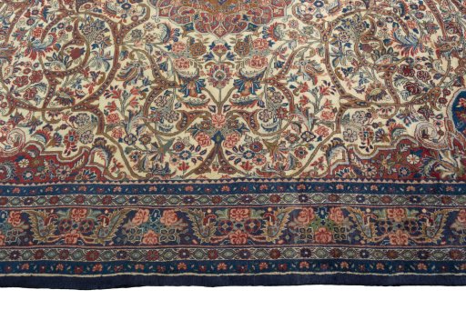 Corner detail of 1970s Bijar rug showing border pattern and Wool pile