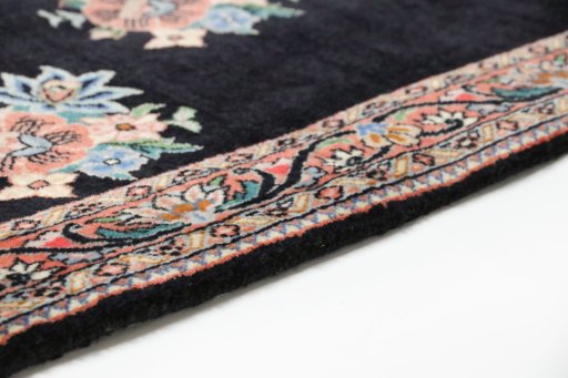 Central medallion detail of New Bijar rug from Iran / Persia