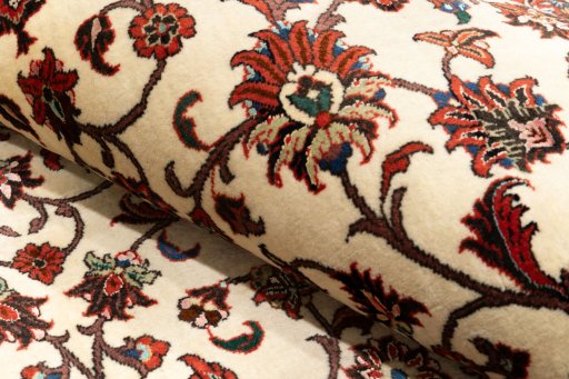 Close-up detail of 2019s Bijar rug from Iran / Persia showing Wool weave