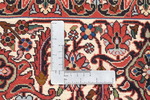 Surface texture of New Bijar rug with natural Wool and intricate pattern