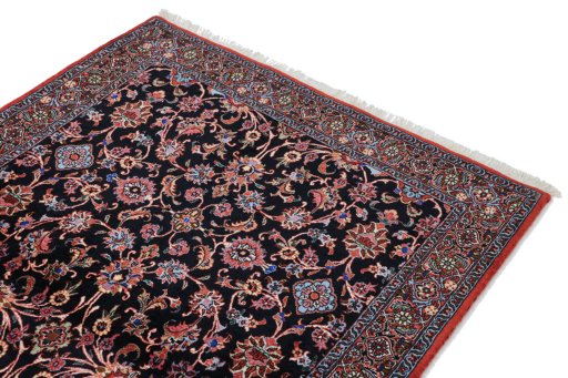 Surface texture of New Bijar rug with natural Wool and intricate pattern