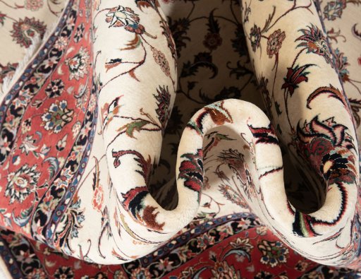 Corner detail of New Bijar rug showing border pattern and Wool pile
