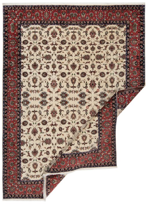 Corner detail of New Bijar rug showing border pattern and Wool pile