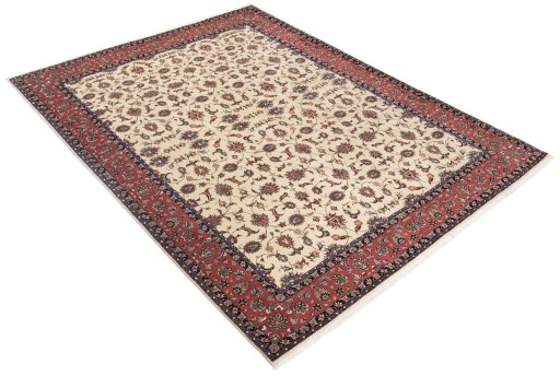 Close-up detail of New Bijar rug from Iran / Persia showing Wool weave