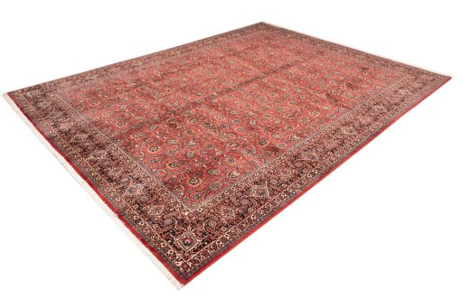 Corner detail of New Bijar rug showing border pattern and Wool pile